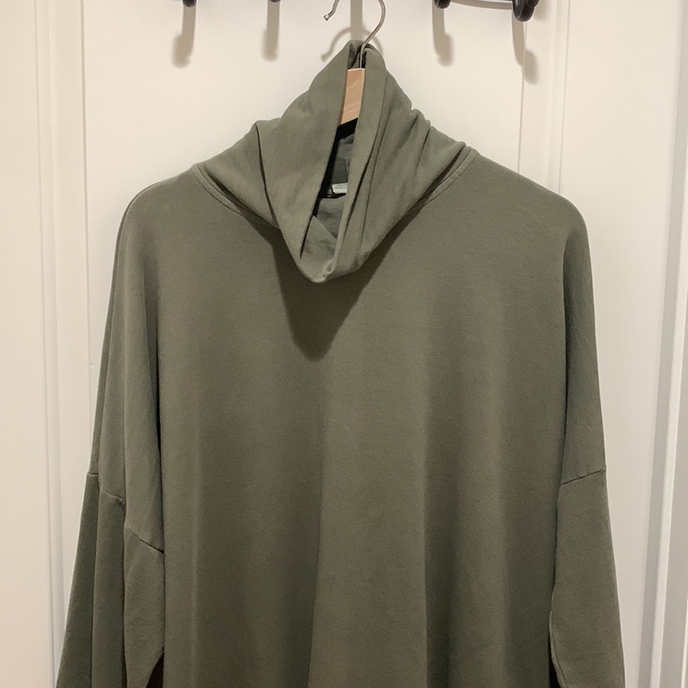 PINK oversized cowl neck Sweatshirt - Picture 2 of 5